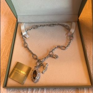 Stunning Judith Ripka necklace new condition with box!